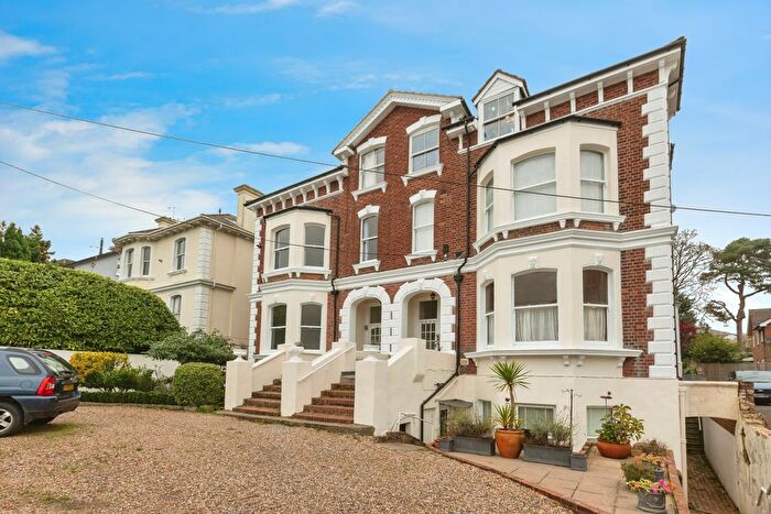 1 Bedroom Flat To Rent In Woodbury Park Road, Tunbridge Wells, TN4