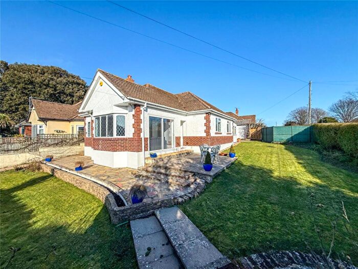 3 Bedroom Bungalow For Sale In Stanpit, Christchurch, Dorset, BH23