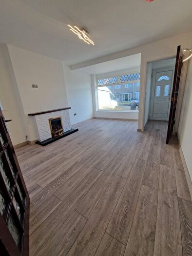 2 Bedroom Bungalow To Rent In Kealdale Road, Northampton, NN3