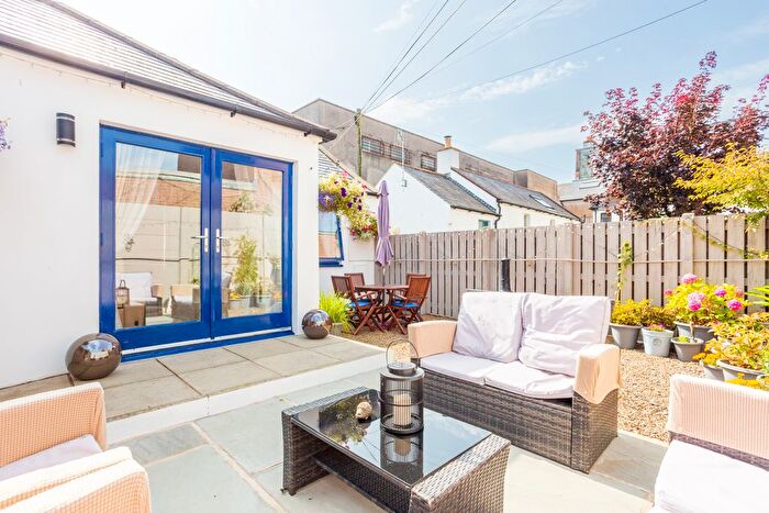 1 Bedroom Bungalow For Sale In King Street, Castle Douglas, DG7