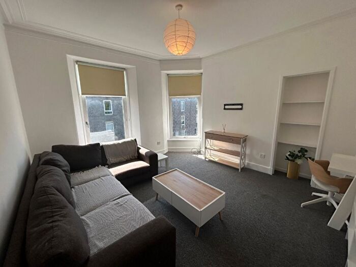 1 Bedroom Flat To Rent In Summerfield Terrace, City Centre, Aberdeen, AB24
