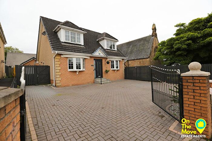 4 Bedroom Detached House For Sale In West Benhar Road, Harthill, ML7