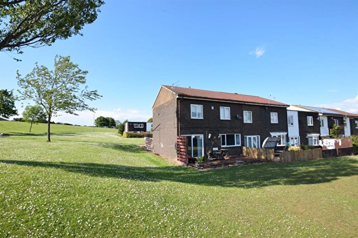3 Bedroom End Of Terrace House For Sale In Trevelyan Place, Peterlee, County Durham, SR8