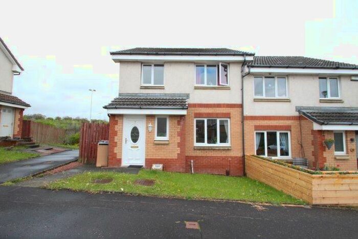 3 Bedroom Semi-Detached House To Rent In Glenmuir Court, Glasgow, G53