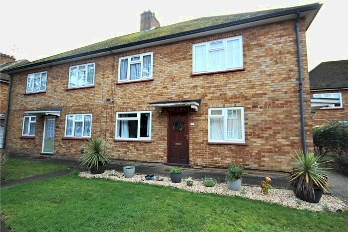 2 Bedroom Maisonette To Rent In Cedar Court, Egham, Surrey, TW20