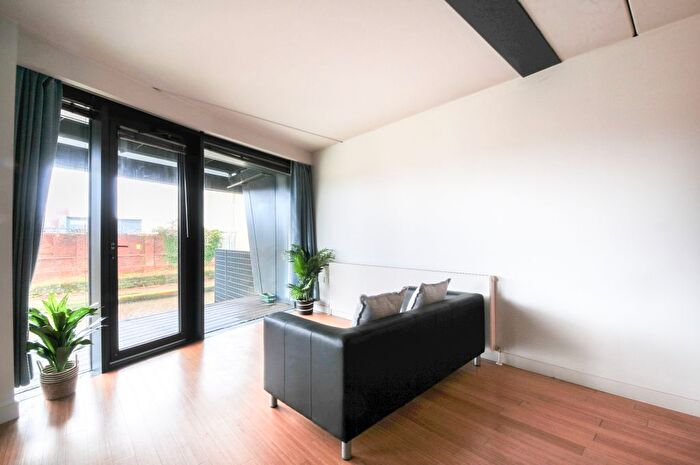 2 Bedroom Flat To Rent In Woodfield Road, Broadheath, Altrincham, WA14