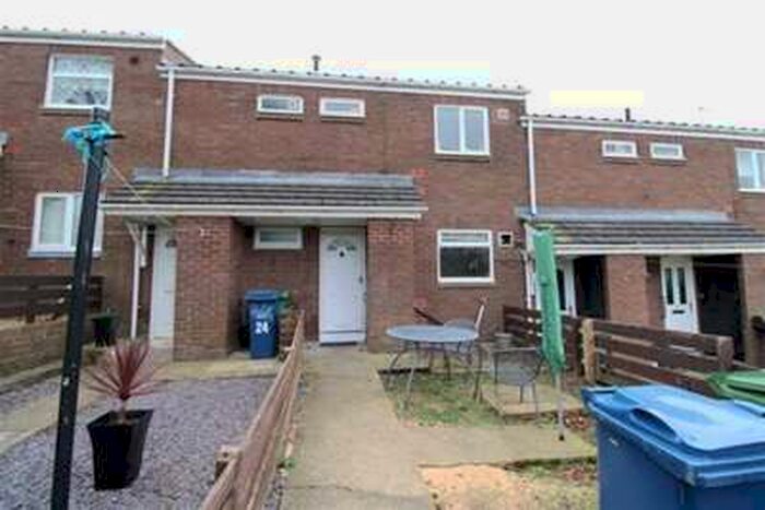 1 Bedroom Flat To Rent In Willows Close, Columbia, Washington, NE38