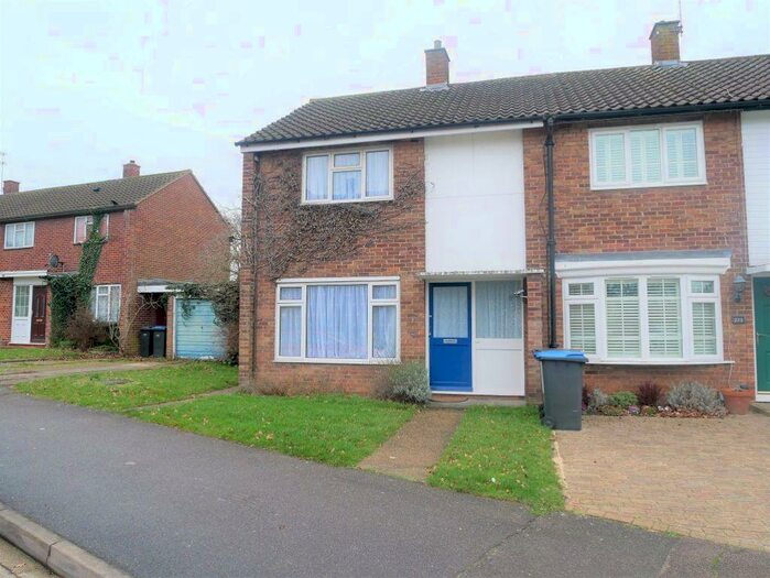 2 Bedroom Property To Rent In Halling Hill, Harlow, Essex, CM20