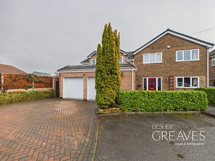 4 Bedroom Detached House For Sale In Newlands Drive, Gedling, Nottingham, NG4