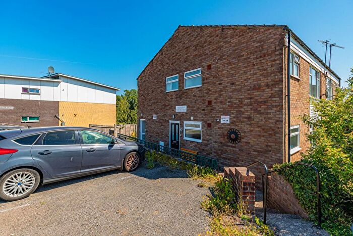 2 Bedroom Flat To Rent In Dochdwy Road, Llandough, Penarth, CF64