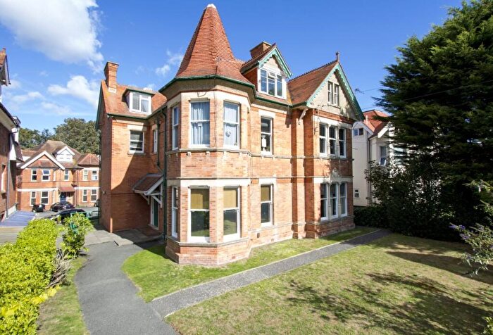 2 Bedroom Flat To Rent In Percy Road, Boscombe Spa, BH5