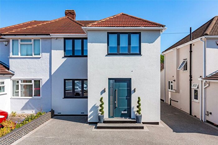 3 Bedroom Semi-Detached House For Sale In Laburnum Walk, Hornchurch, RM12