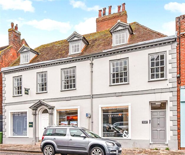 3 Bedroom Apartment For Sale In North Street, Chichester, PO19