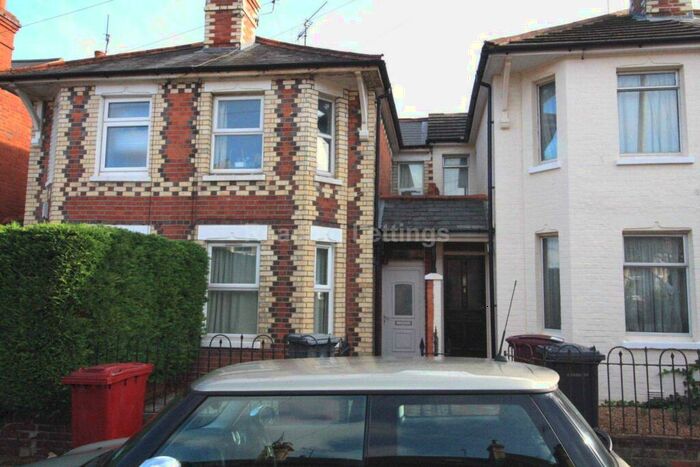 4 Bedroom House To Rent In Highgrove Street, Reading, RG1