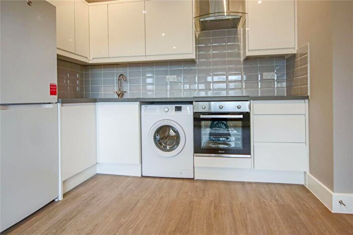 1 Bedroom Apartment To Rent In London Road, Bracknell, RG12