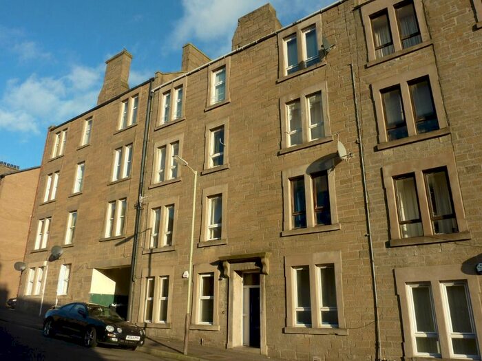 1 Bedroom Flat To Rent In Benvie Road, Dundee, DD2