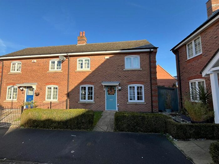 3 Bedroom Semi-Detached House To Rent In Spinners Way, Shepshed, Leicestershire, LE12