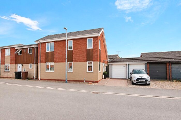 3 Bedroom Detached House For Sale In Dunkirk Road, Lincoln, LN1
