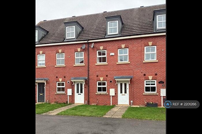 3 Bedroom Terraced House To Rent In Aqua Place, Rugby, CV21