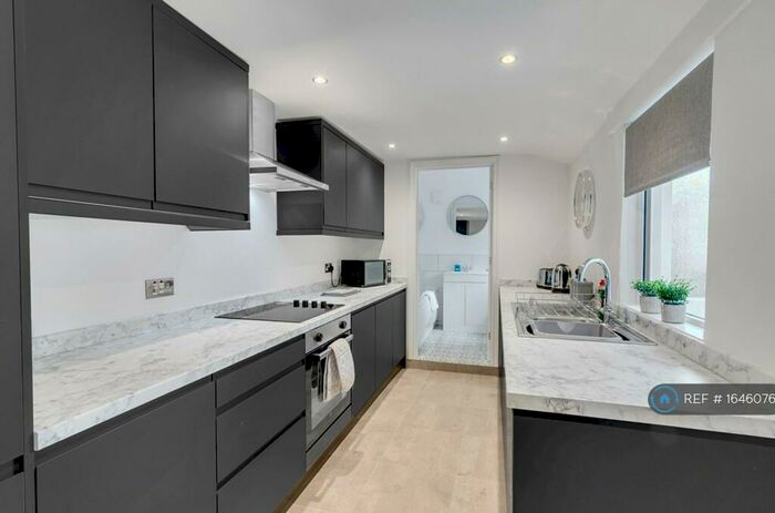 1 Bedroom Flat To Rent In Yarmouth Road, Norwich, NR7