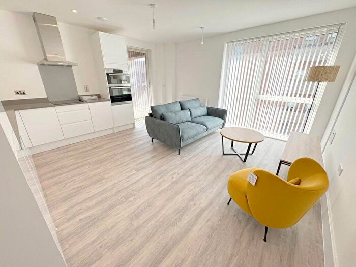 1 Bedroom Apartment To Rent In India Way, London, NW7