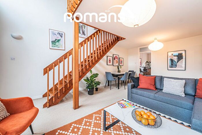 2 Bedroom Flat To Rent In Duke Street, Reading, Berkshire, RG1