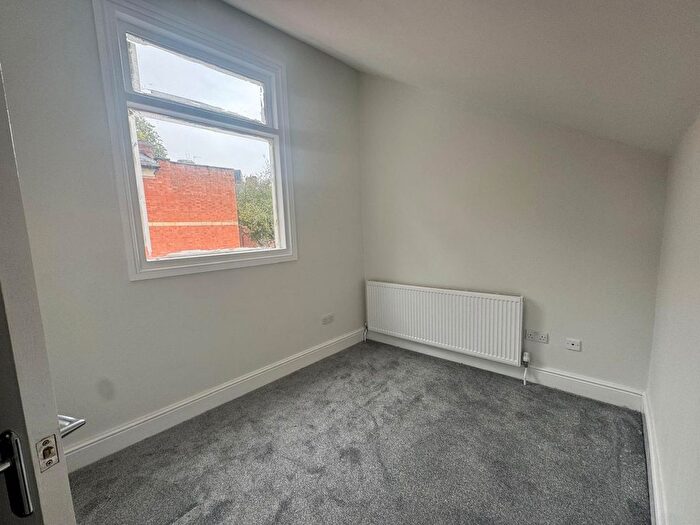 5 Bedroom Terraced House To Rent In Halstead Street, Leicester, LE5