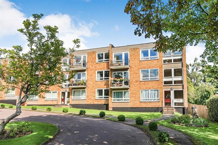 2 Bedroom Flat To Rent In Milton Road, Harpenden, AL5