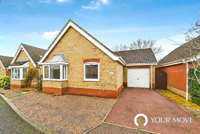 2 Bedroom Bungalow For Sale In Richard Crampton Road, Beccles, Suffolk, NR34