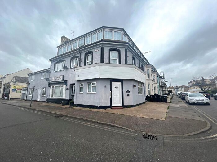 1 Bedroom Apartment To Rent In Pallister Road, Clacton-on-Sea, CO15
