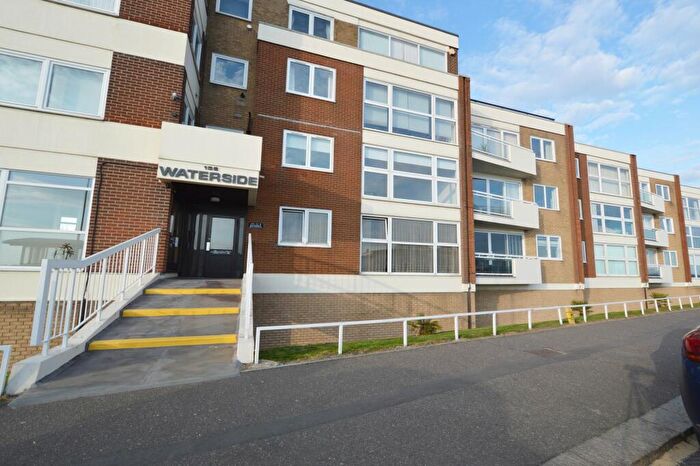 2 Bedroom Apartment To Rent In Eastern Esplanade, Waterside, SS1