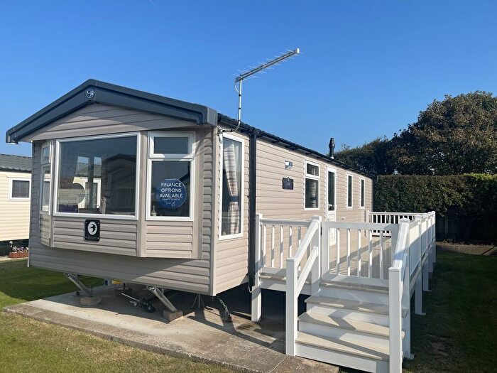2 Bedroom Property For Sale In Star Hill, Lessingham, Norwich, NR12