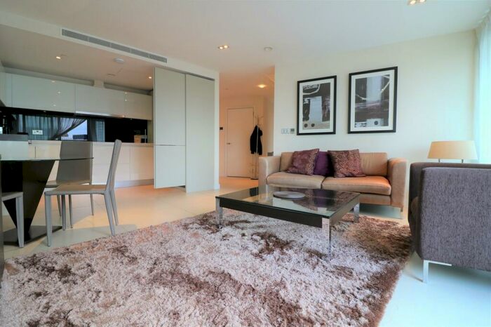 2 Bedroom Apartment To Rent In Bezier Apartments, City Road, Old Street, Shoreditch, London, EC1