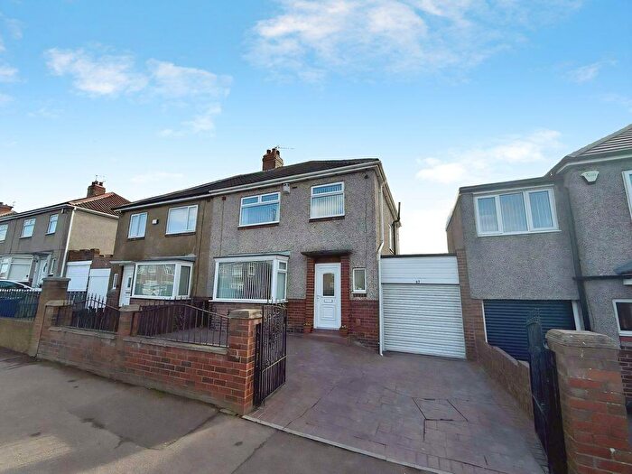 3 Bedroom Semi Detached House For Sale In Silver Lonnen, Fenham, Newcastle Upon Tyne, NE5