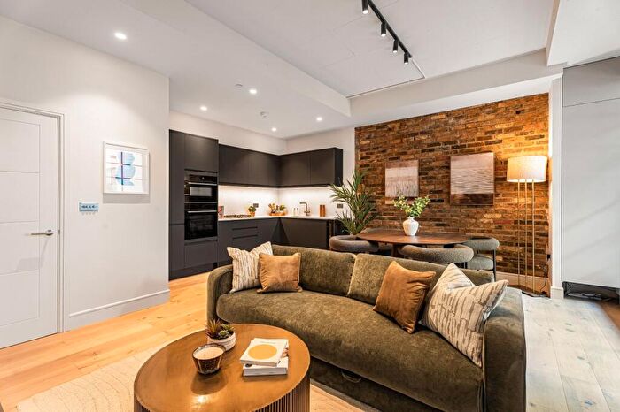 1 Bedroom Flat For Sale In Banner Street, St Lukes, EC1Y