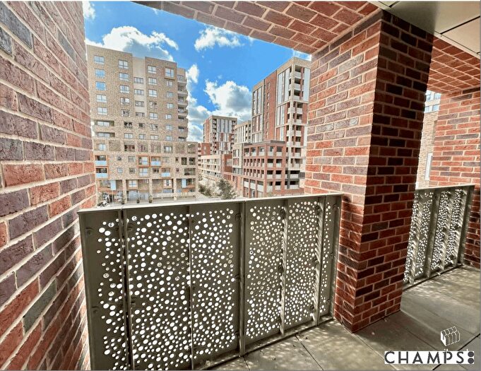 2 Bedroom Flat To Rent In Starling Court, London, SE2