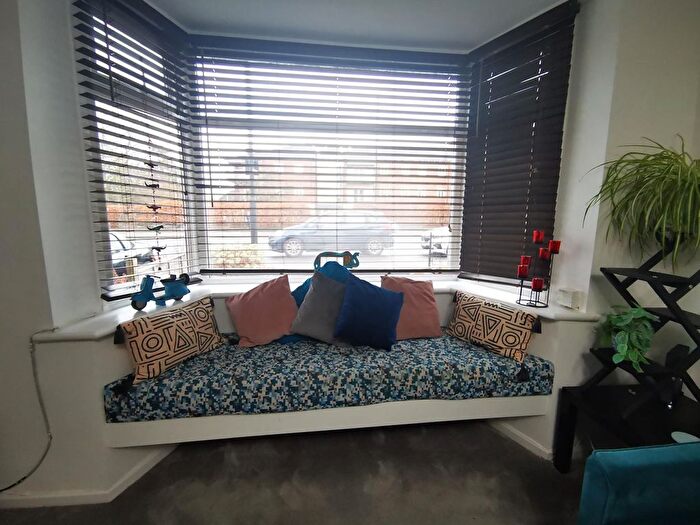 2 Bedroom Flat To Rent In Benton Road, Benton, Newcastle Upon Tyne, NE7