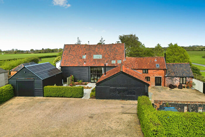 6 Bedroom Barn Conversion For Sale In All Saints South Elmham, Halesworth, IP19