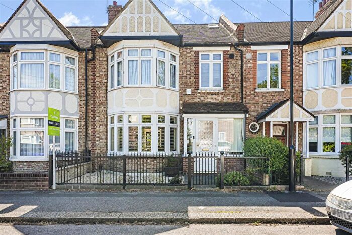 4 Bedroom Terraced House For Sale In Woodland Road, North Chingford, E4
