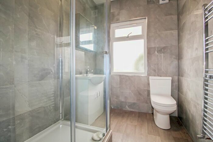 1 Bedroom Maisonette To Rent In High Road, Harrow Weald, Harrow, HA3