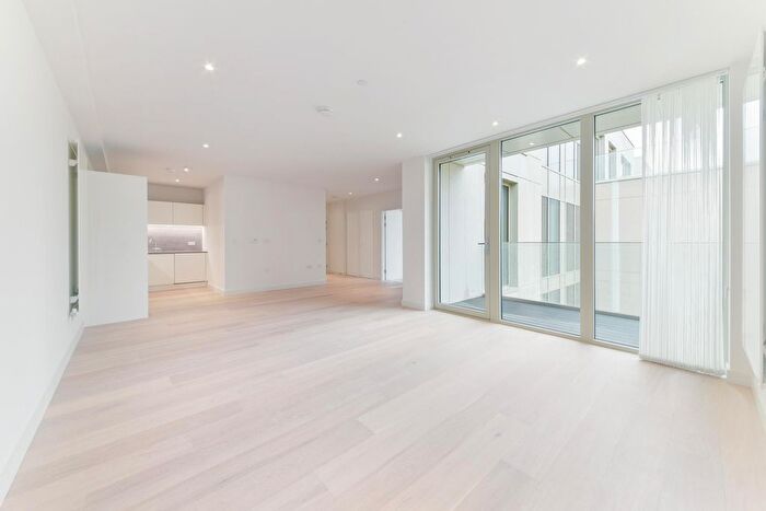 1 Bedroom Flat To Rent In Liner House, Royal Wharf, London, E16