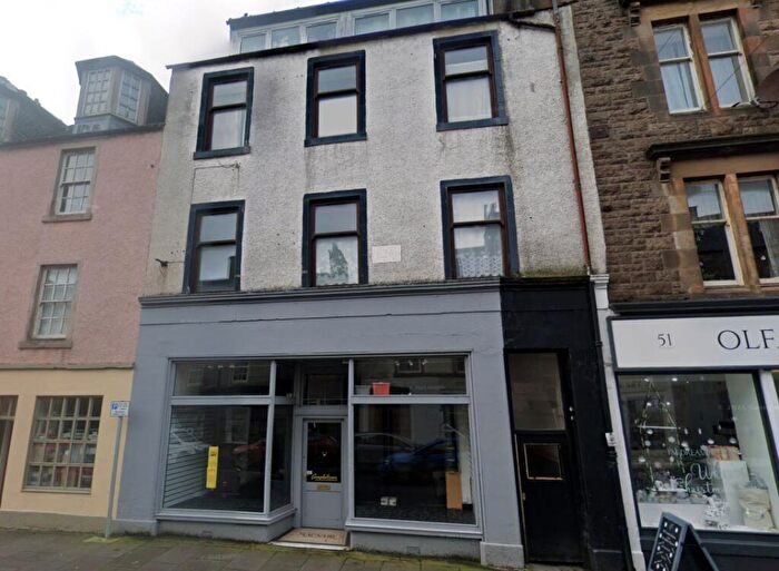 2 Bedroom Flat For Sale In E Longrow, Campbeltown, Argyll And Bute, PA28