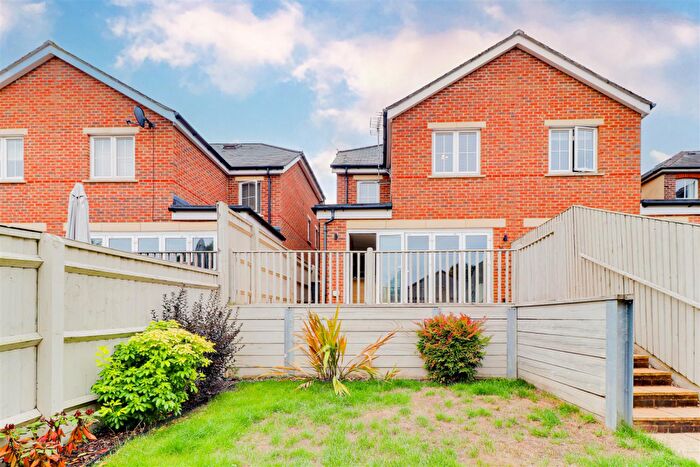 4 Bedroom House To Rent In Agraria Road, Guildford, GU2