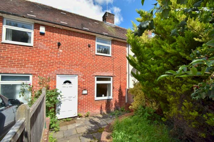 3 Bedroom Semi-Detached House To Rent In Stanmore, SO22