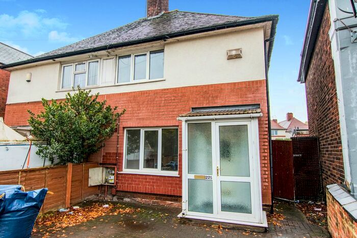 2 Bedroom Semi-Detached House To Rent In Hucknall Lane, Bulwell, Nottingham, NG6