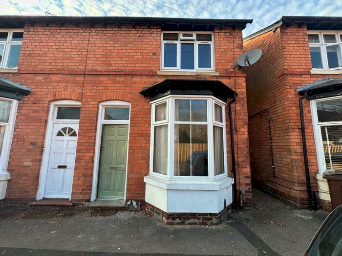 2 Bedroom Terraced House To Rent In Grove Avenue, Solihull, B91