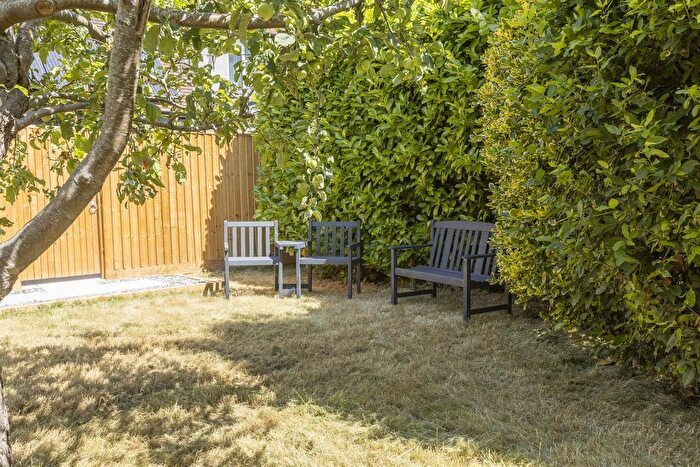 1 Bedroom Flat To Rent In London Road, Headington, OX3