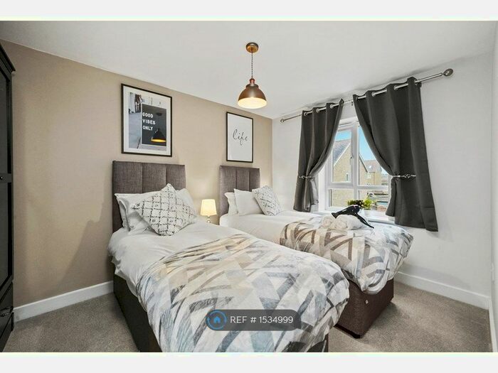 3 Bedroom Detached House To Rent In Tyhurst, Milton Keynes, MK10