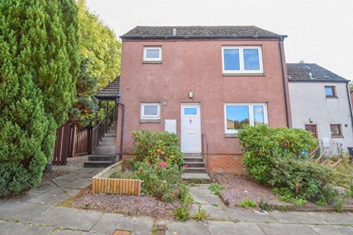 1 Bedroom Flat For Sale In Woodlands Court, Inshes Wood, Inverness, IV2