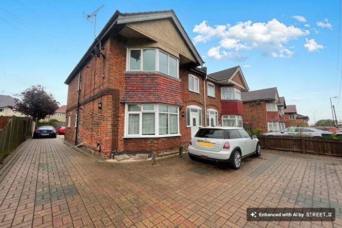 1 Bedroom Flat To Rent In Bitterne Road West, Southampton, SO18